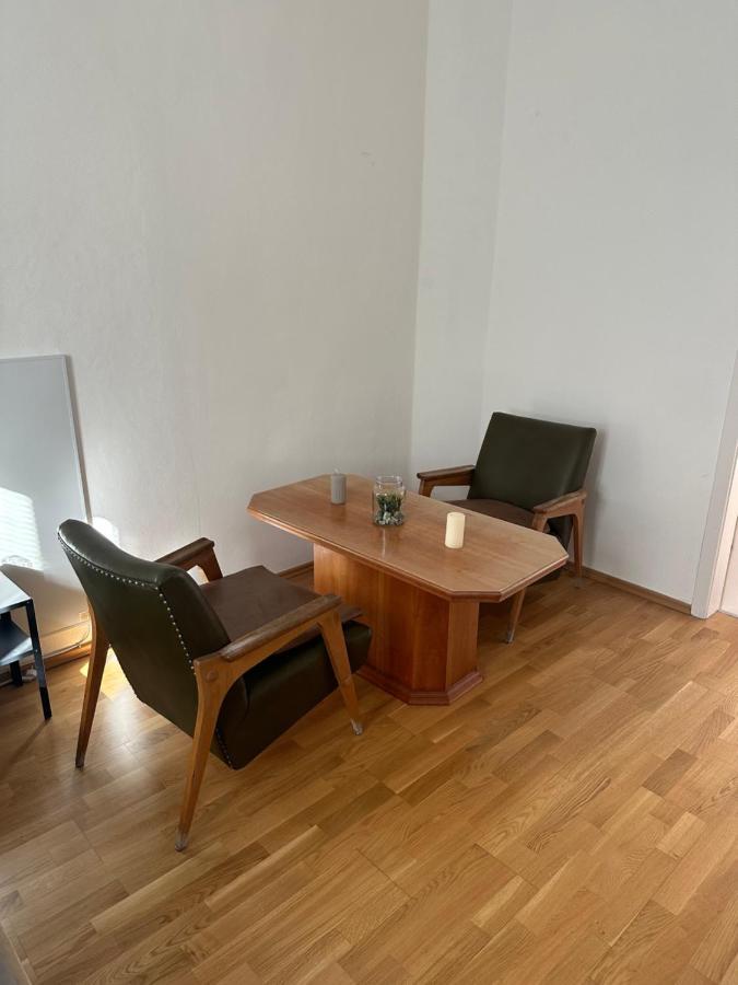 Central Plaza Mini Apartment 1 Bruck an der Leitha Ngoại thất bức ảnh
